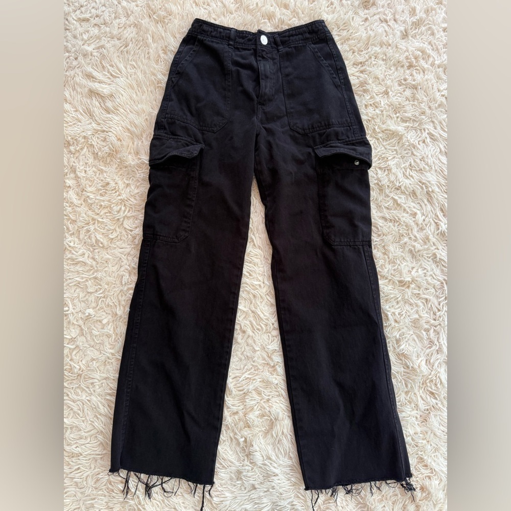 Zara Women Black Cargo Combat Pants SZ 0 raw hem cotton high rise zip up